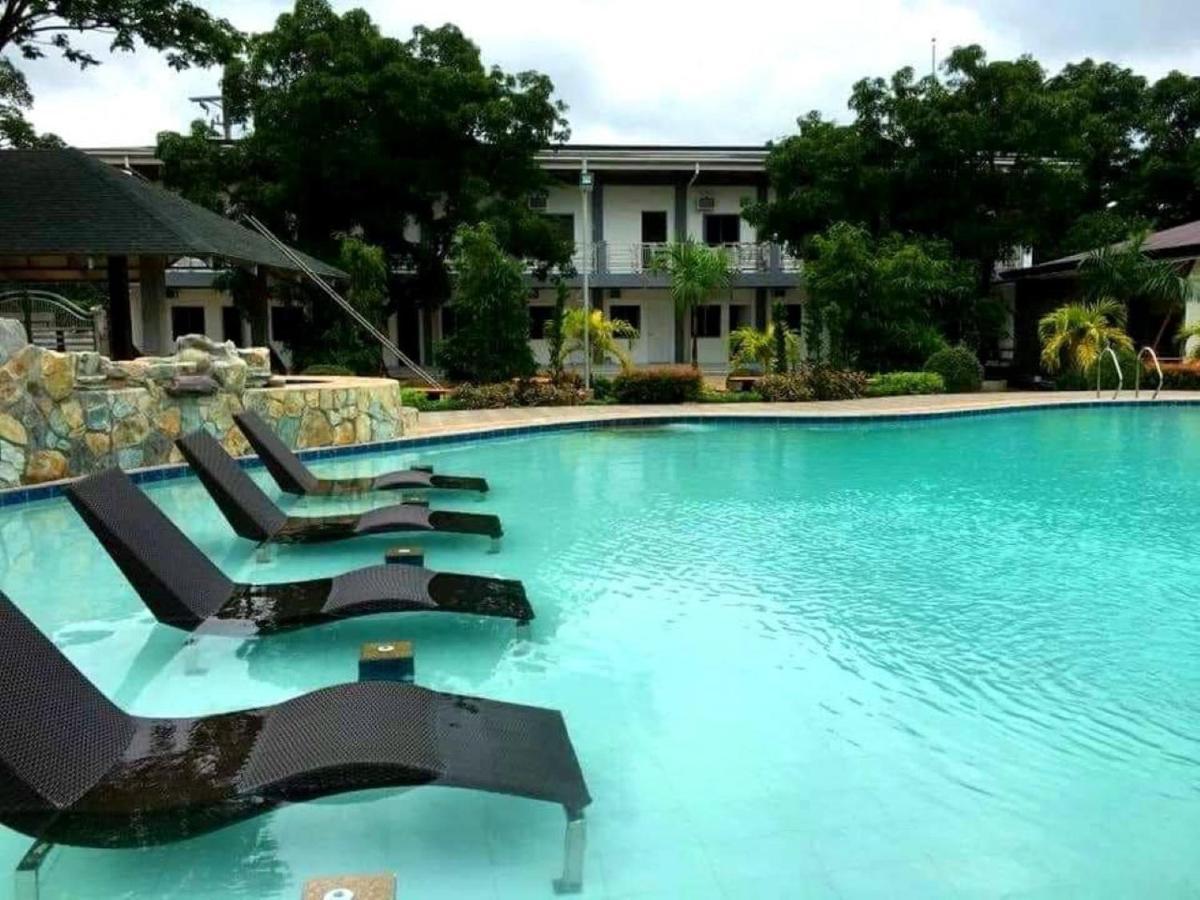 Floating Sanctuary Resort Powered By Cocotel Bulacan Eksteriør bilde